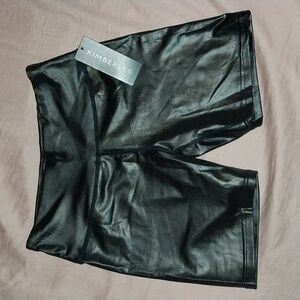 Shiny stretchy shorts